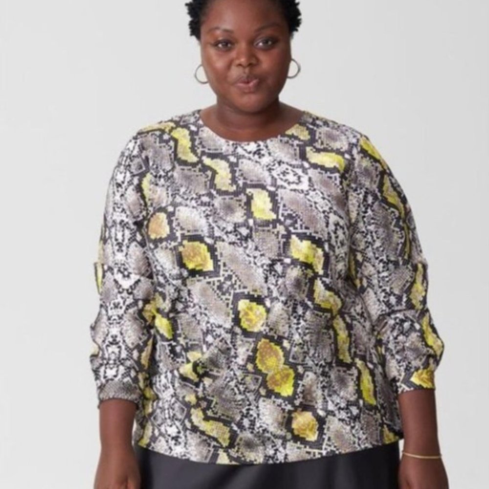 Universal Standard Lucina top 2x 30/32.